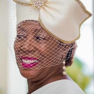 Meet your Posher, Delores